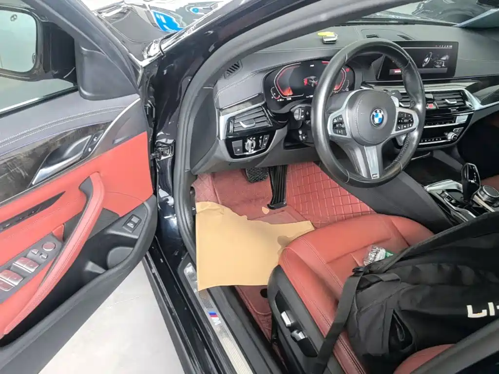 BMW 5 Series — миниатюра 16