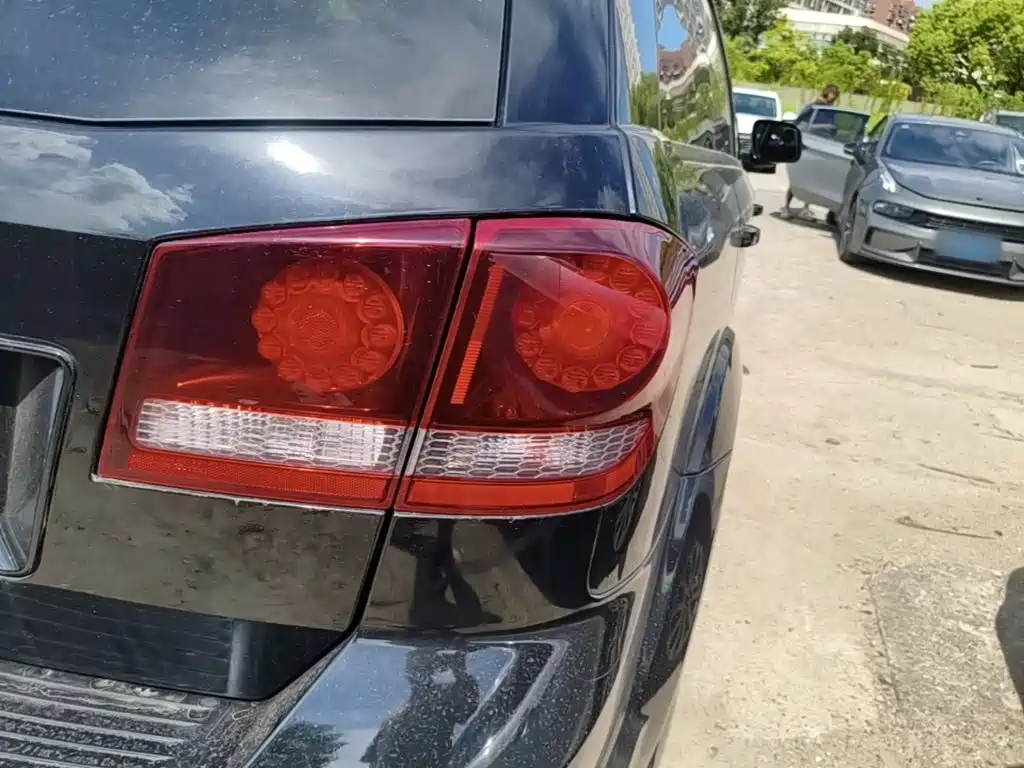 Dodge Journey — миниатюра 8