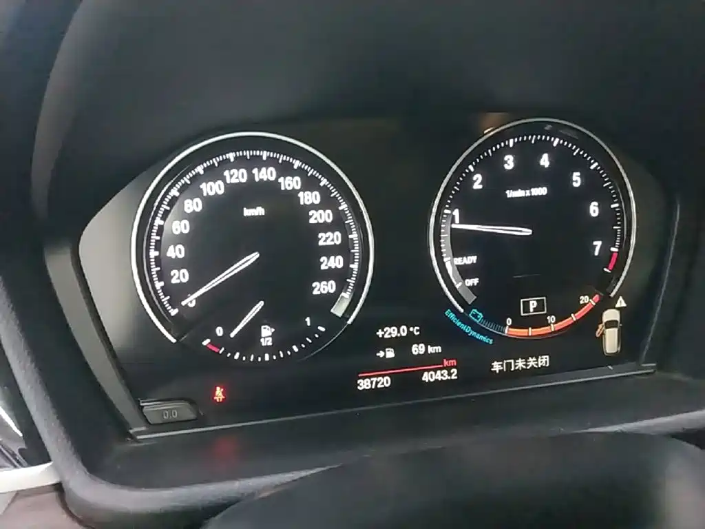 BMW X1 — миниатюра 12