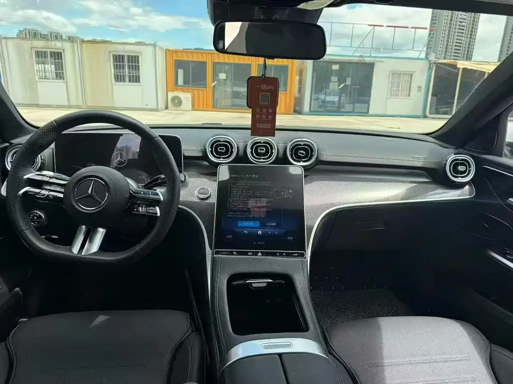 Mercedes-Benz C-Class — миниатюра 5