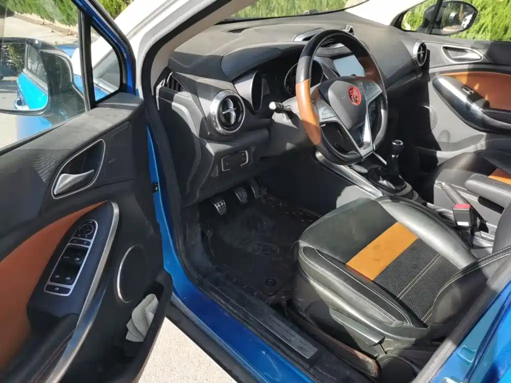 BYD Yuan — миниатюра 15