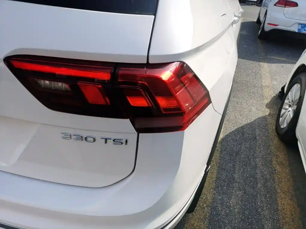 Volkswagen Tiguan L — миниатюра 8