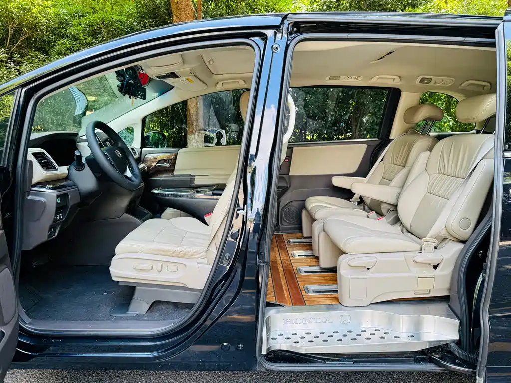 Honda Odyssey — миниатюра 6
