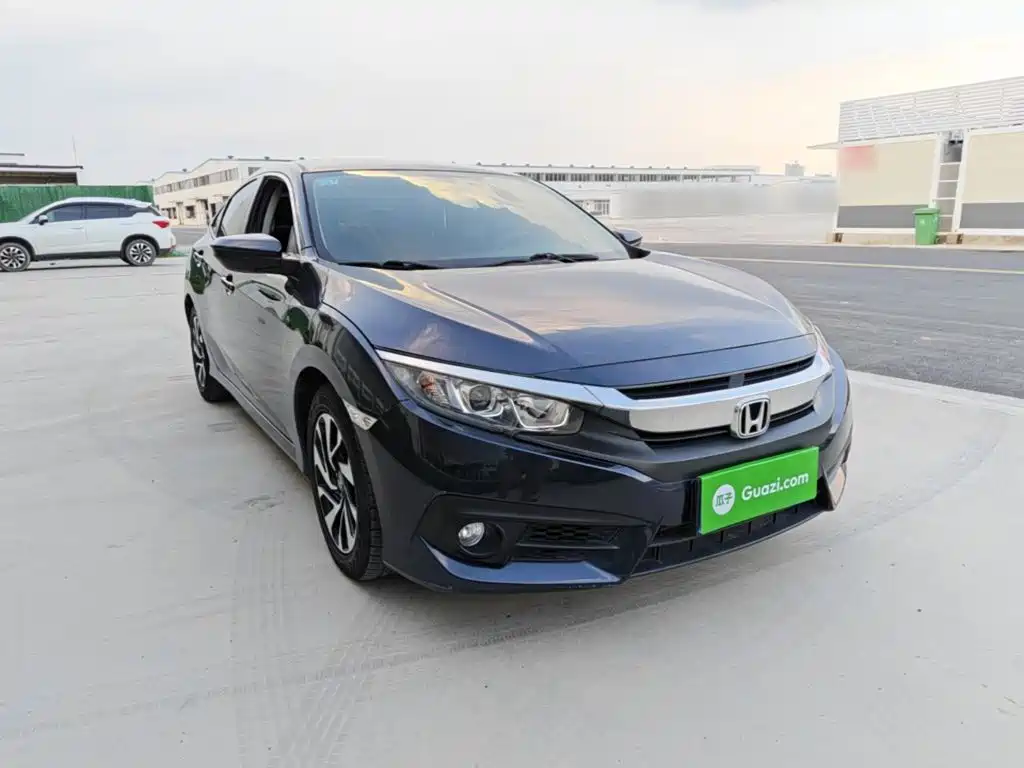 Honda Civic — миниатюра 4