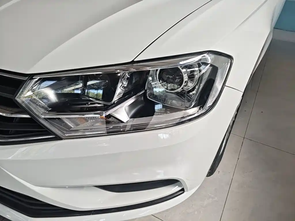 Volkswagen Bora — миниатюра 24