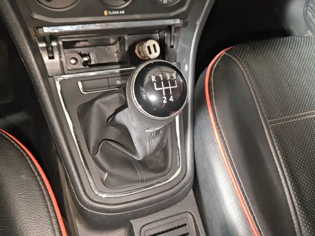 Volkswagen Bora — миниатюра 14