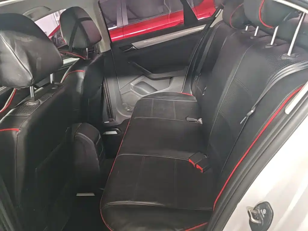 Volkswagen Bora — миниатюра 17