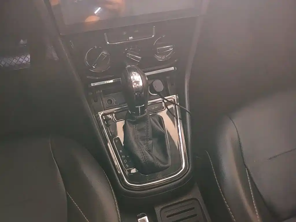 Volkswagen Bora — миниатюра 14