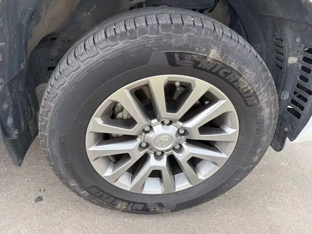 Toyota Prado — миниатюра 15