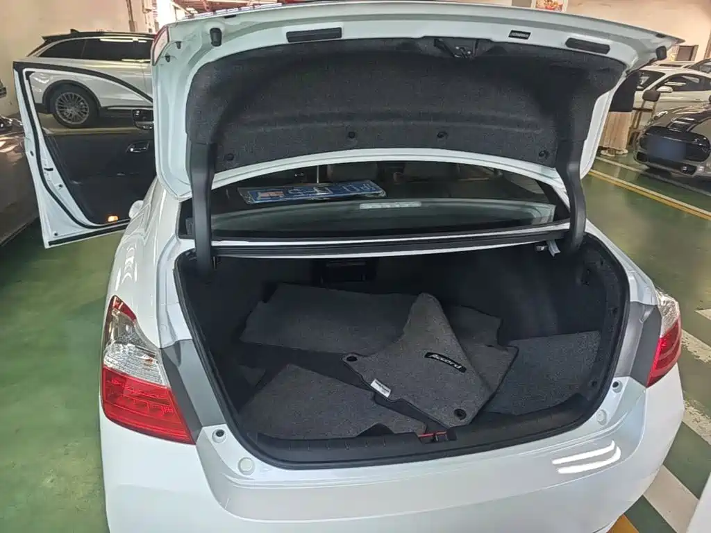 Honda Accord — миниатюра 19