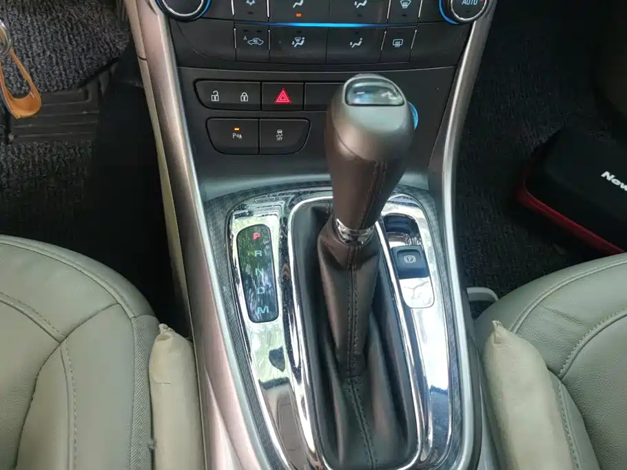 Chevrolet Malibu — миниатюра 16