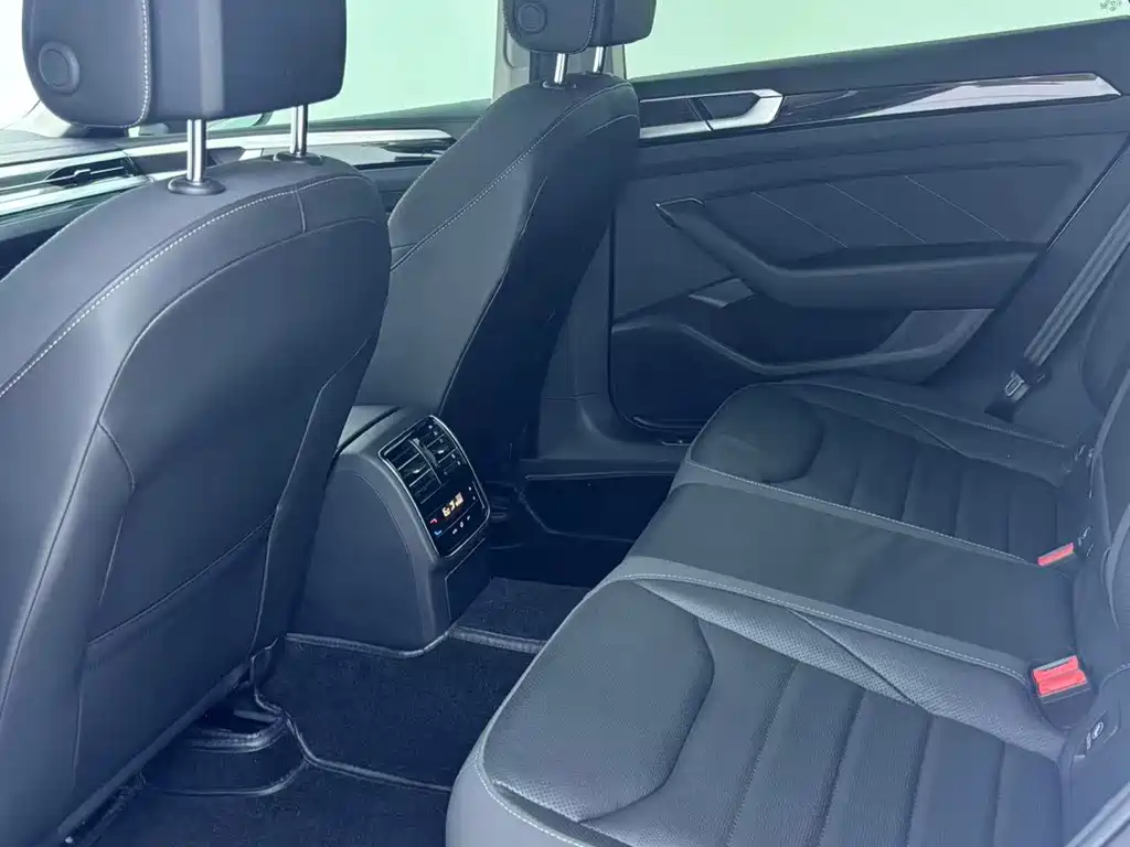 Volkswagen CC — миниатюра 9