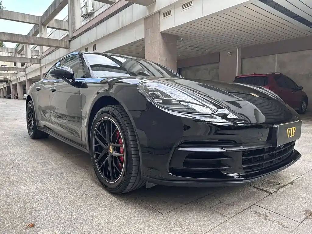 Porsche Panamera — миниатюра 3