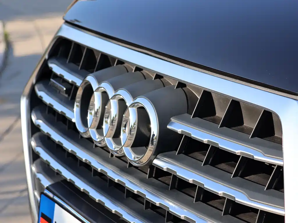 Audi Q7 — миниатюра 3