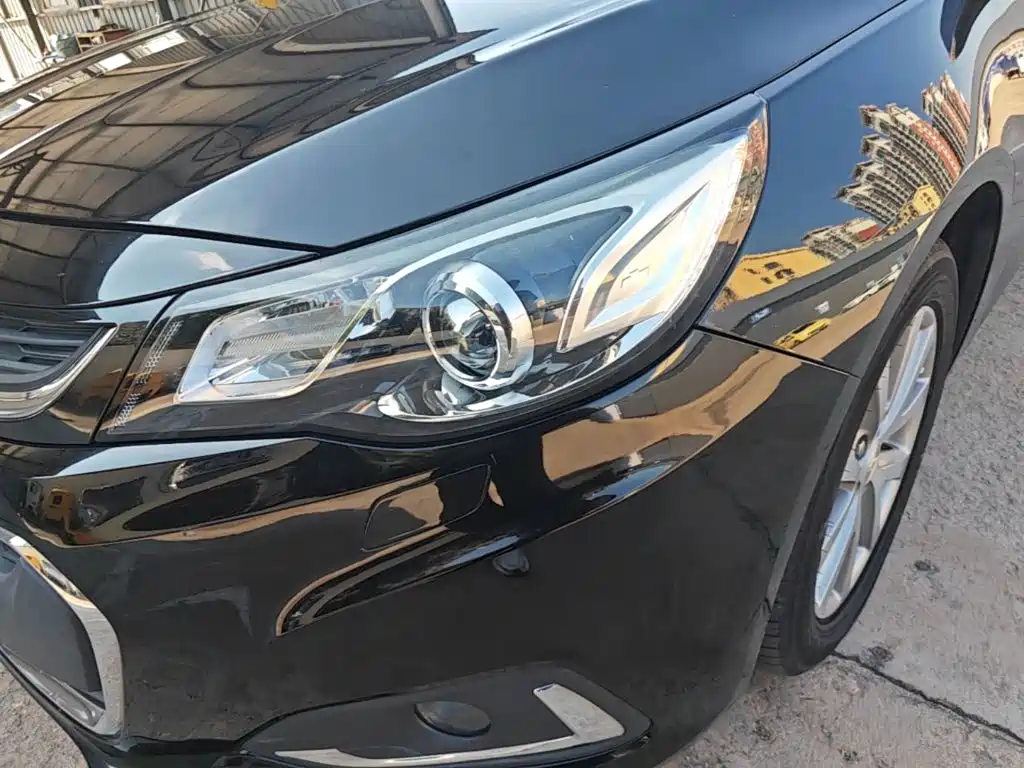Chevrolet Malibu — миниатюра 24