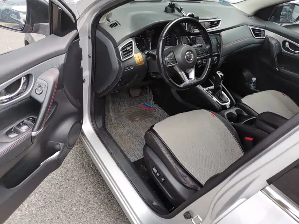 Nissan Qashqai — миниатюра 23