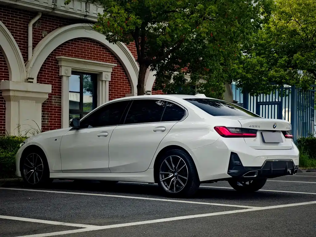 BMW 3 Series — миниатюра 6