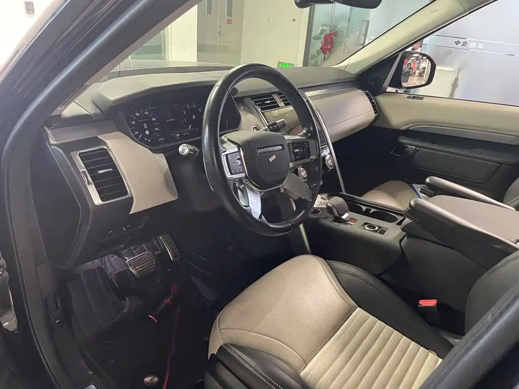 Land Rover Discovery — миниатюра 5
