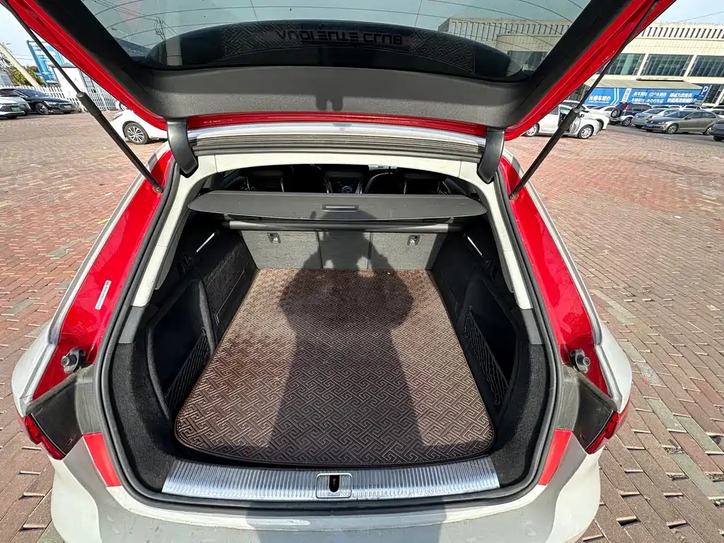 Audi A4 (Import) — миниатюра 13