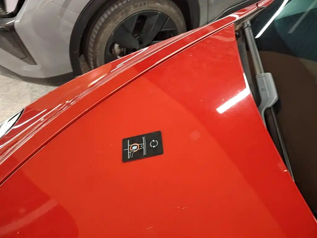 Tesla Model 3 — миниатюра 9