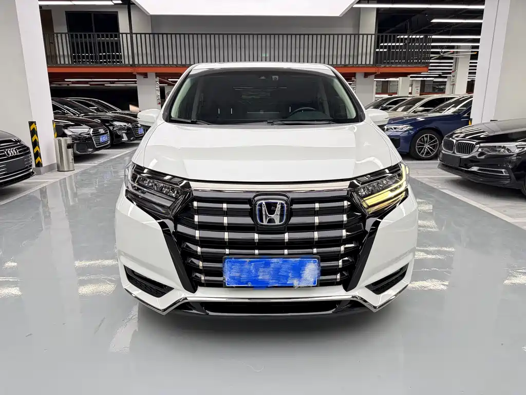 Honda Elysion — миниатюра 2