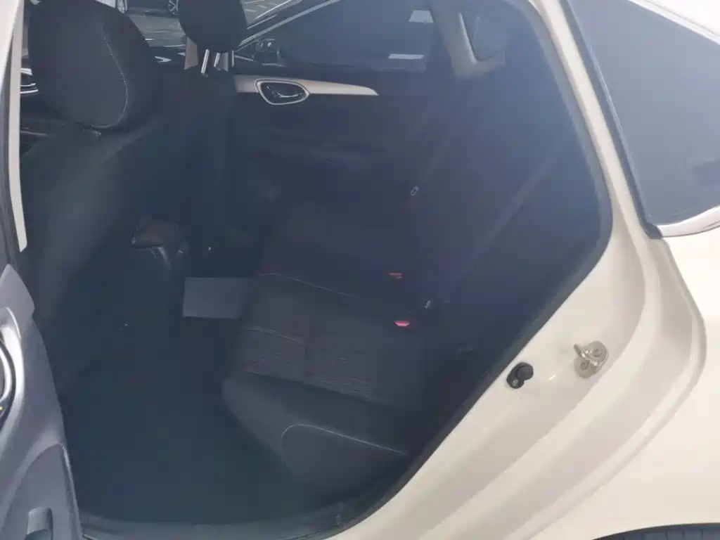 Nissan Sylphy — миниатюра 17