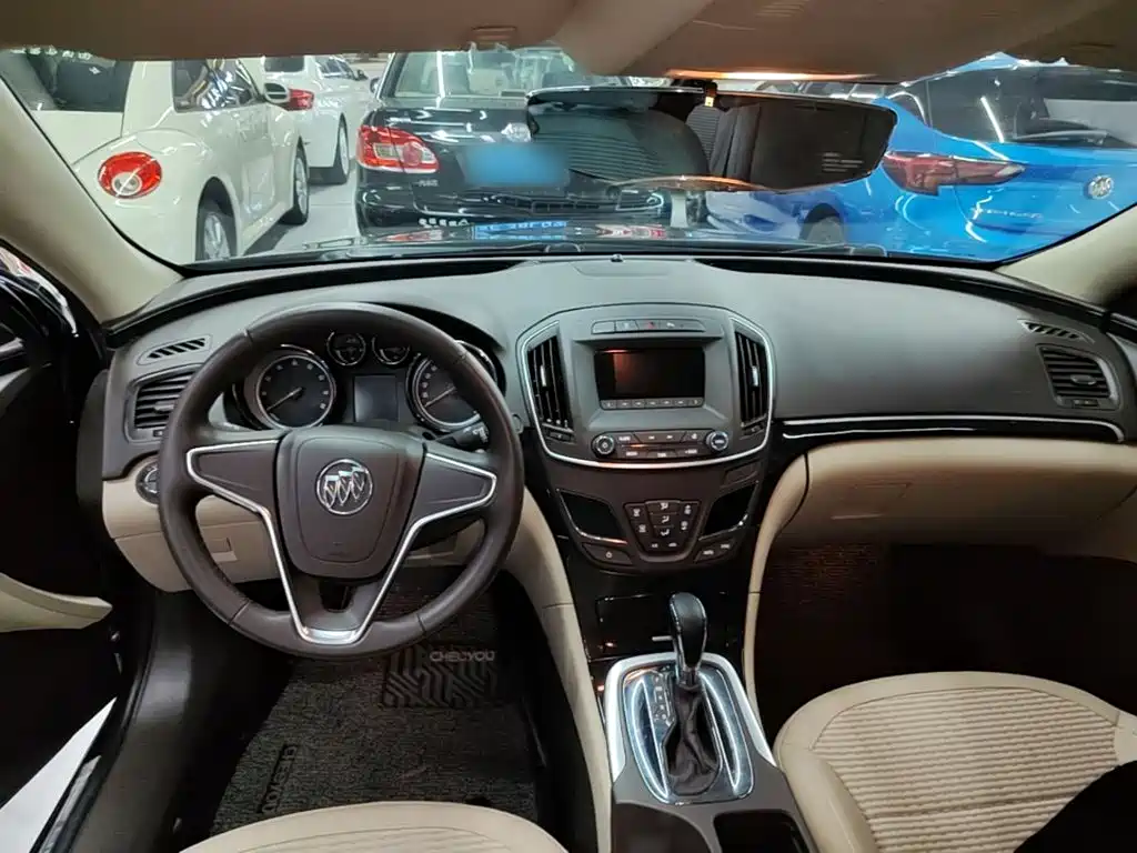 Buick Regal — миниатюра 10