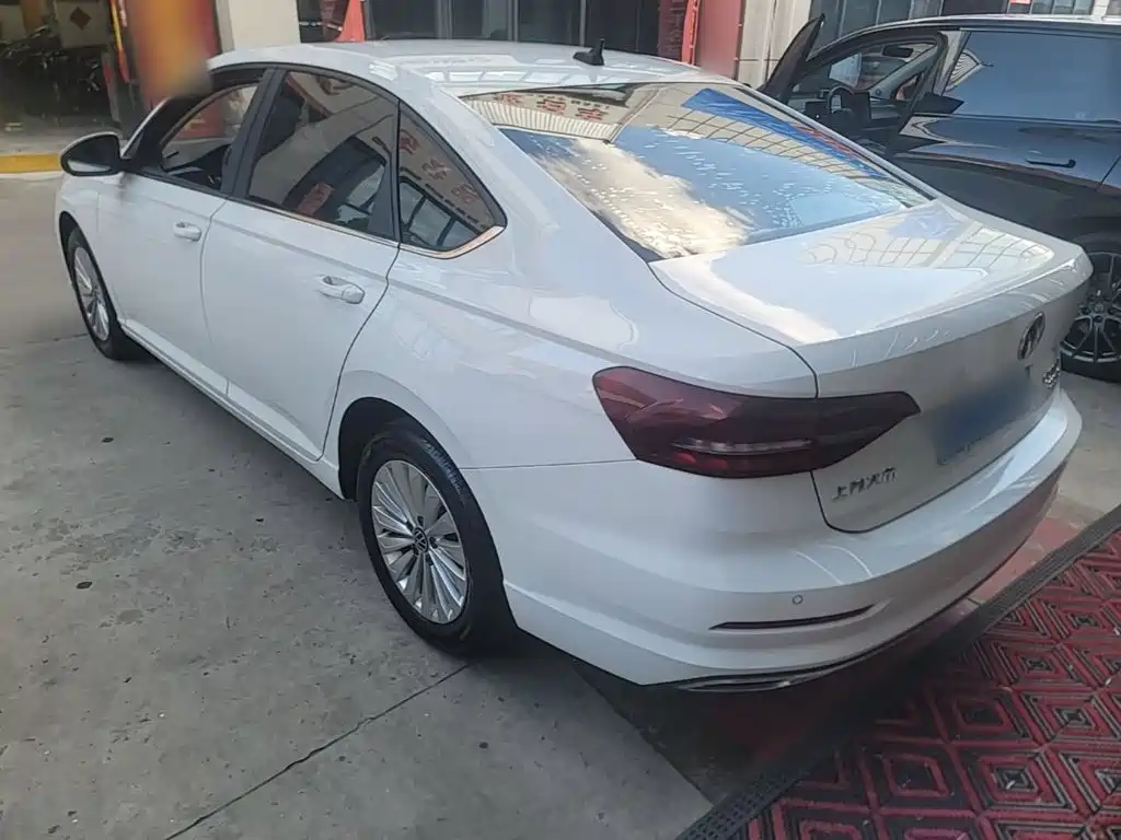 Volkswagen Lavida — миниатюра 5