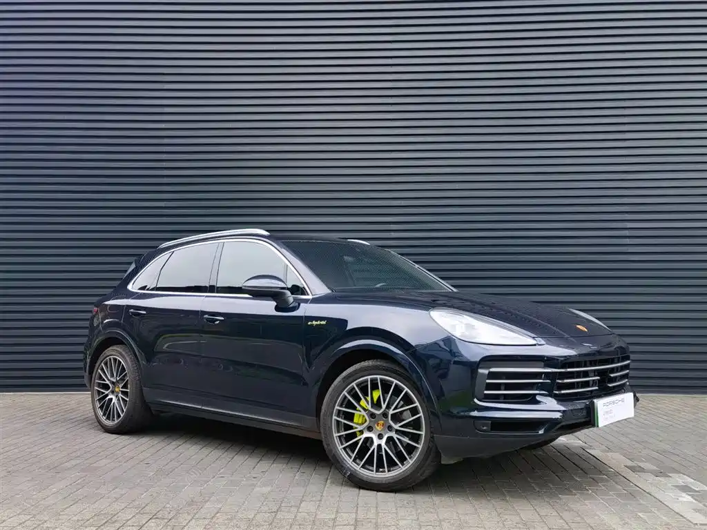 Porsche Cayenne Hybrid — миниатюра 9