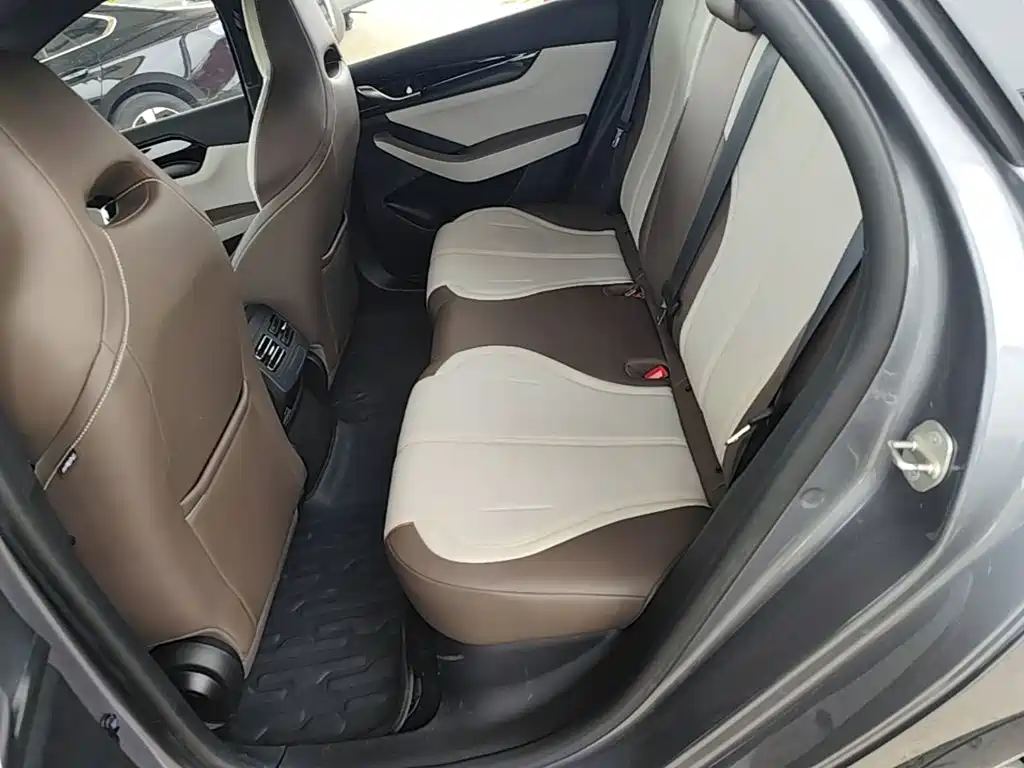 BYD Qin PLUS — миниатюра 17