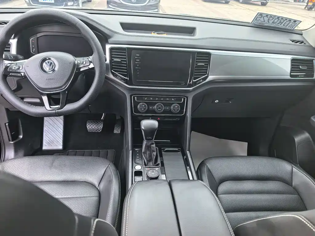 Volkswagen Teramont — миниатюра 6