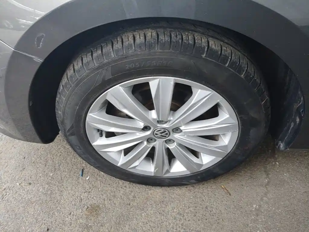 Volkswagen Bora — миниатюра 23