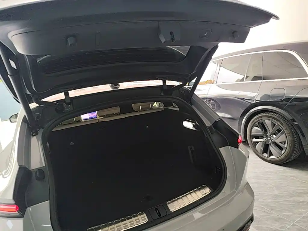 NIO ET5T — миниатюра 19