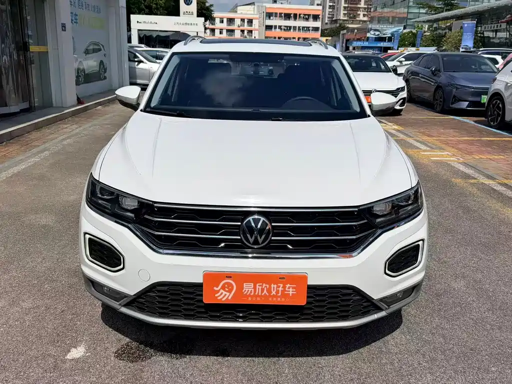 Volkswagen T-Roc — миниатюра 2