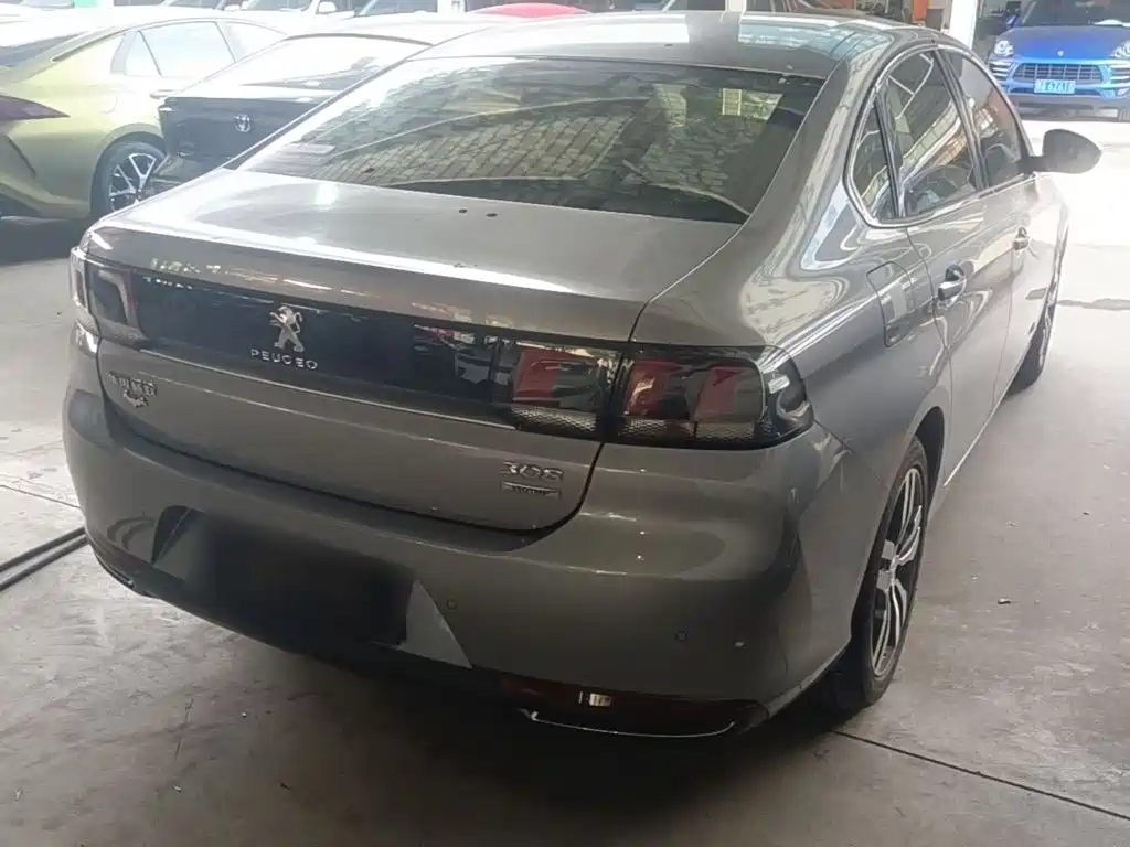 Peugeot 308 — миниатюра 7