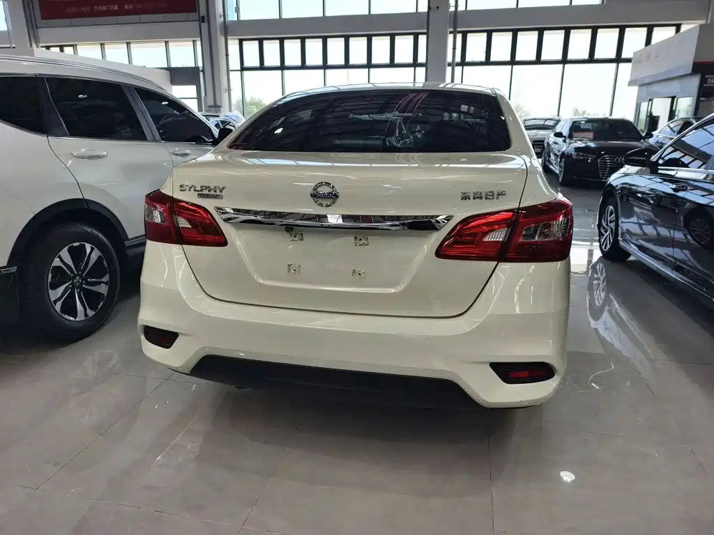 Nissan Sylphy — миниатюра 11