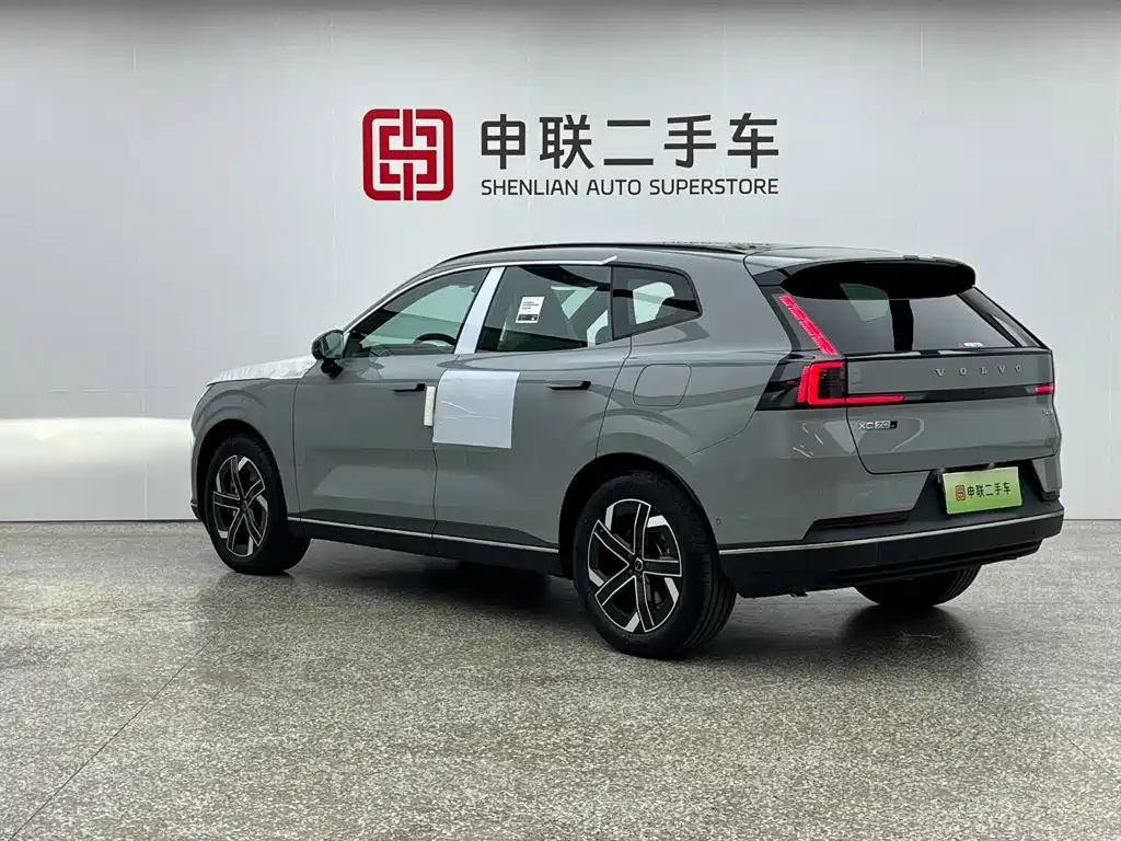 Volvo XC70 PHEV — миниатюра 4