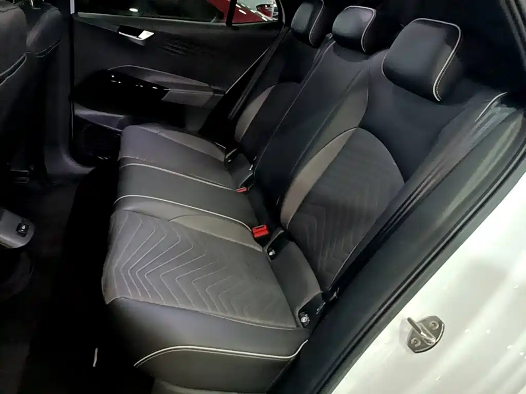 Volkswagen ID.3 — миниатюра 17