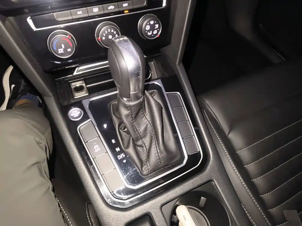 Volkswagen Magotan — миниатюра 14
