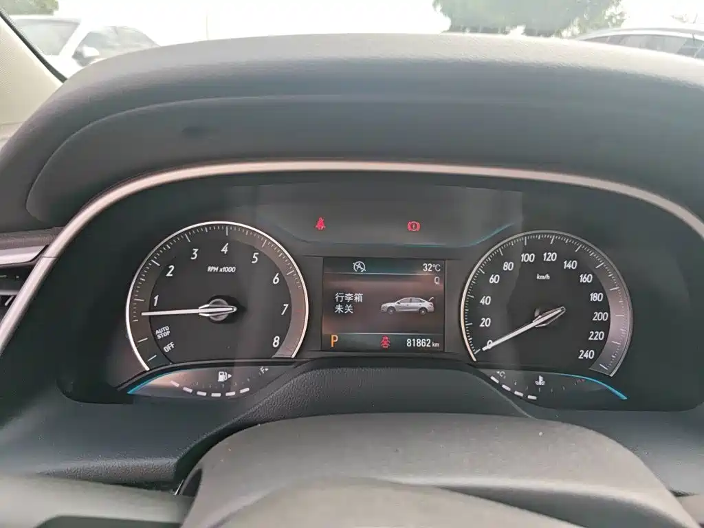 Buick Excelle — миниатюра 8