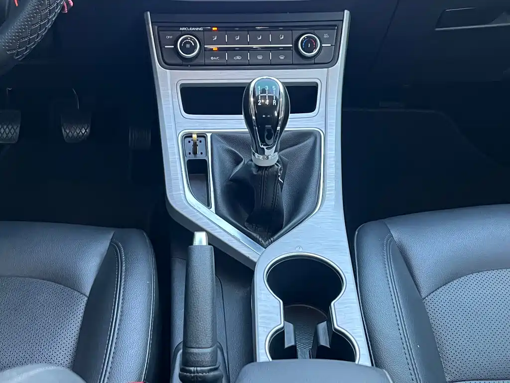 Geely Vision — миниатюра 12