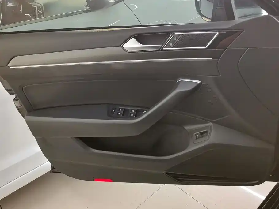 Volkswagen Magotan — миниатюра 7