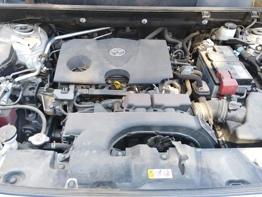 Toyota RAV4 — миниатюра 10