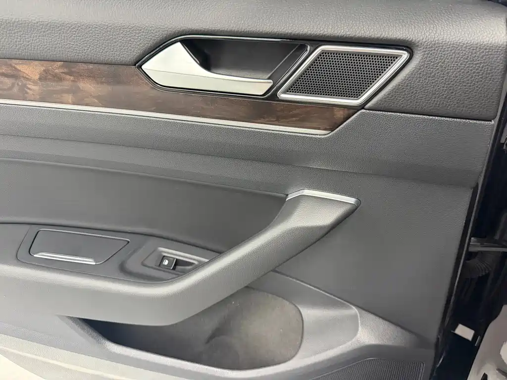 Volkswagen Magotan — миниатюра 12