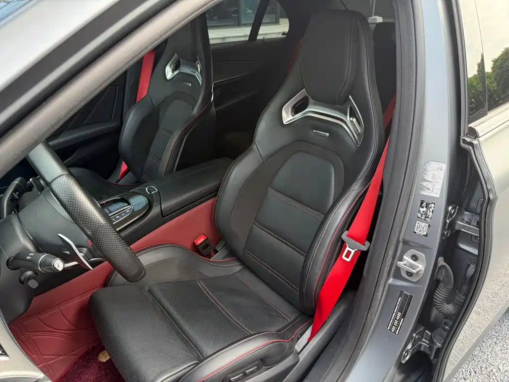 Mercedes-Benz E-Class AMG — миниатюра 7