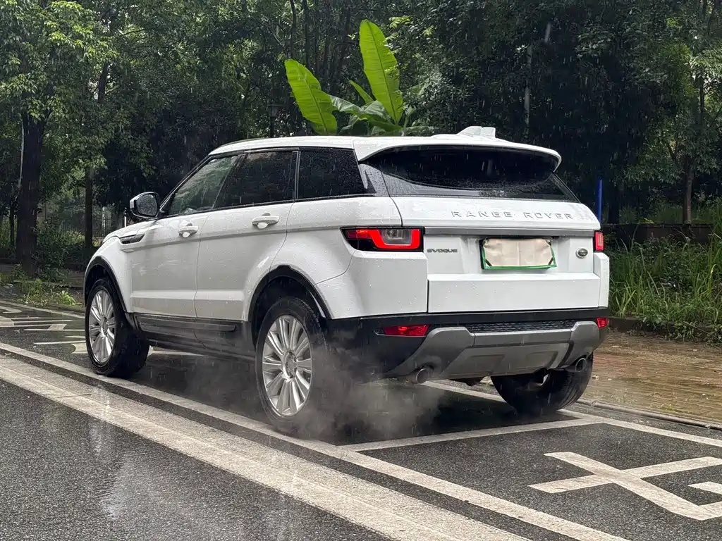 Land Rover Evoque — миниатюра 7