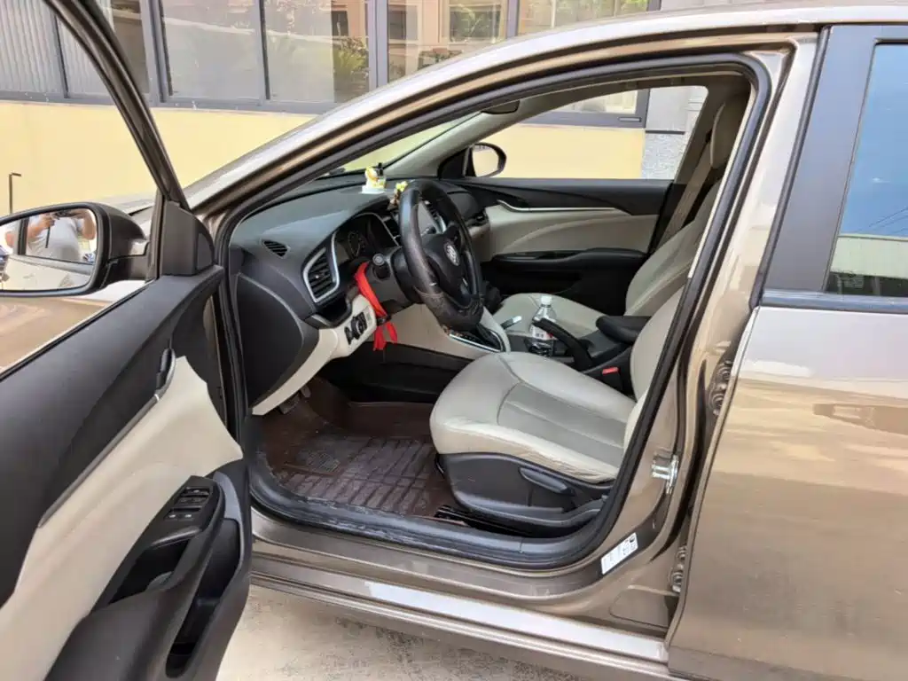 Buick Excelle — миниатюра 16