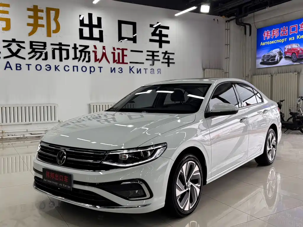 2023 Volkswagen Bora - zdjęcie 1 z 25