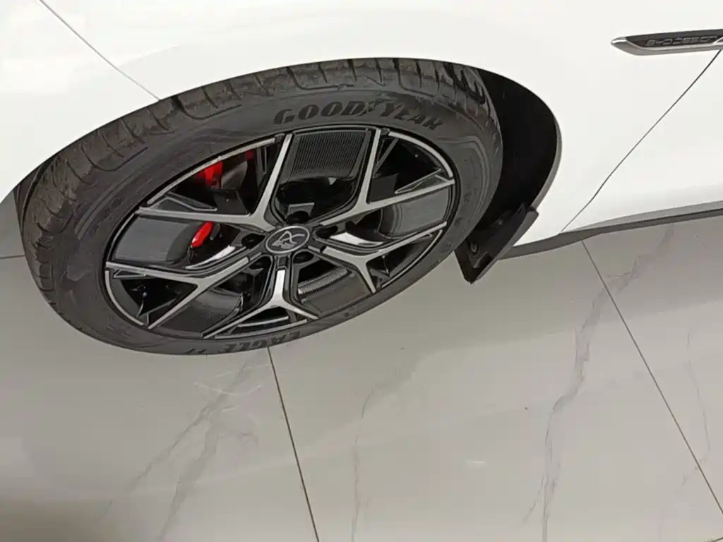 BYD Han — миниатюра 23
