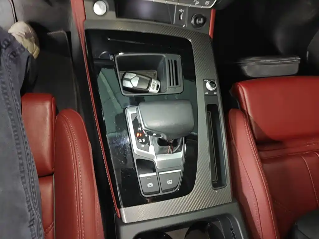 Audi Q5L — миниатюра 14